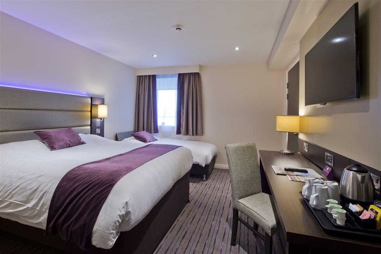 Premier Inn London Chiswick מראה חיצוני תמונה