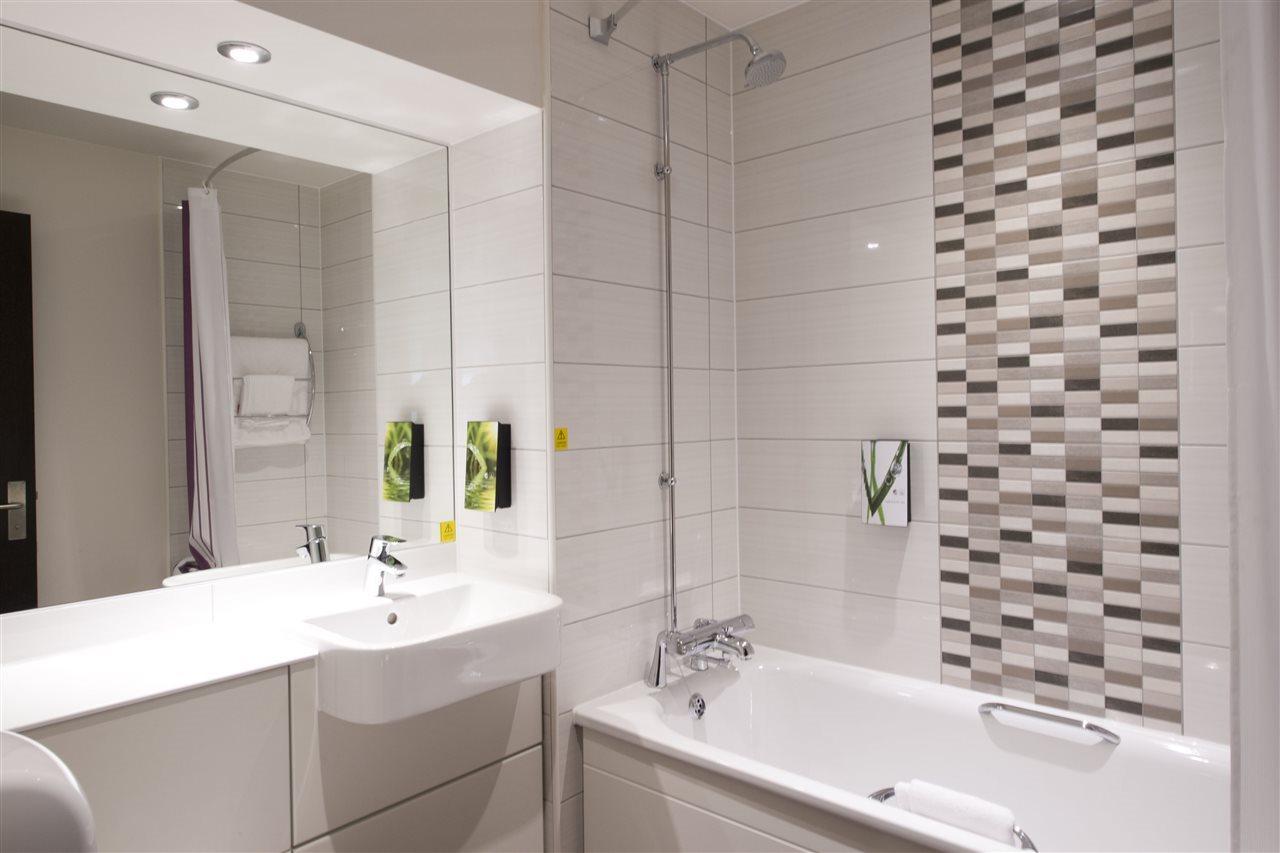 Premier Inn London Chiswick מראה חיצוני תמונה